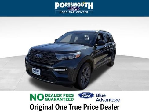 Certified 2022 Ford Explorer XLT w/ Equipment Group 202A image 16