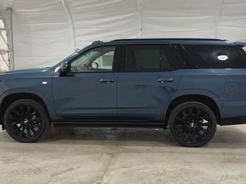 New 2026 Cadillac Escalade Platinum Sport w/ LPO, ONYX Package image 5