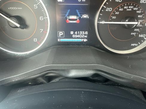 Used 2018 Subaru Crosstrek 2.0i Limited AWD/4WD image 3