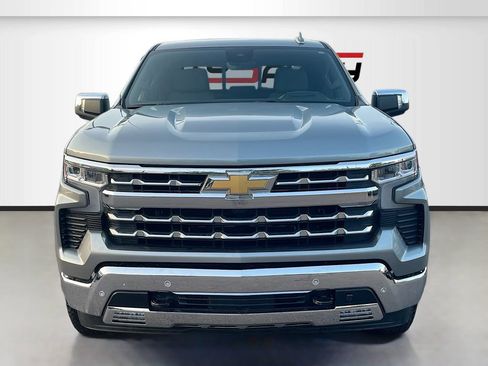 Used 2024 Chevrolet Silverado 1500 LTZ w/ Technology Package image 2