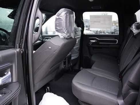 New 2026 RAM 2500 Big Horn AWD/4WD image 12