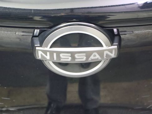 Used 2024 Nissan Ariya AWD image 18