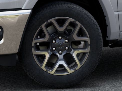 New 2026 RAM 1500 Laramie AWD/4WD image 8