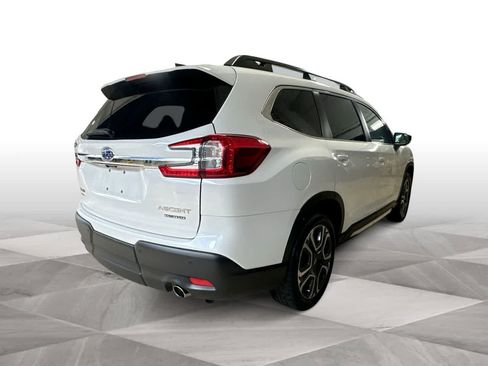 Used 2025 Subaru Ascent Limited AWD/4WD image 8