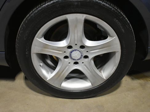 Used 2014 Mercedes-Benz E 350 Sedan image 43