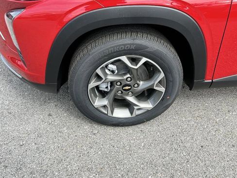 New 2026 Chevrolet Trax LT image 10