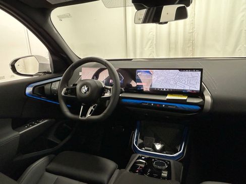 Used 2025 BMW X3 xDrive30i w/ Premium Package image 10