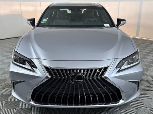 New 2025 Lexus ES 350 w/ Premium Package image 10