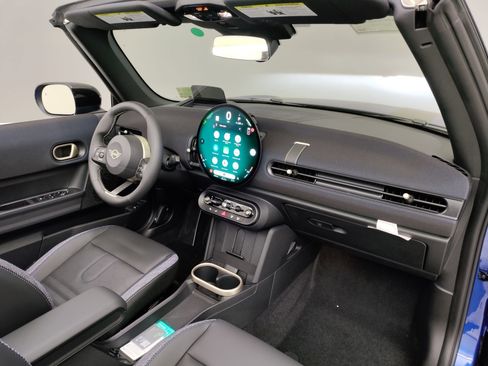 New 2026 MINI Cooper S image 23