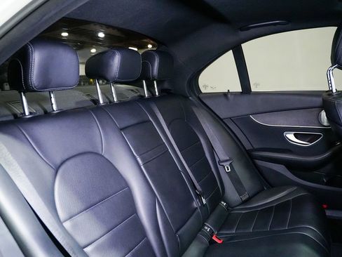 Used 2019 Mercedes-Benz C 300 Sedan image 23