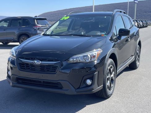 Used 2020 Subaru Crosstrek 2.0i Premium w/ Moonroof Package 2 image 8