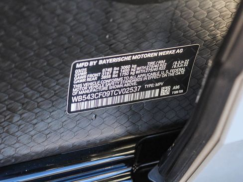 Used 2026 BMW iX xDrive45 image 28