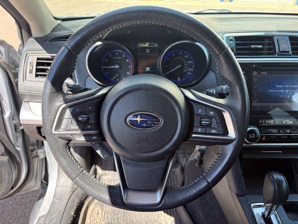 Used 2019 Subaru Outback 2.5i Premium AWD/4WD image 16