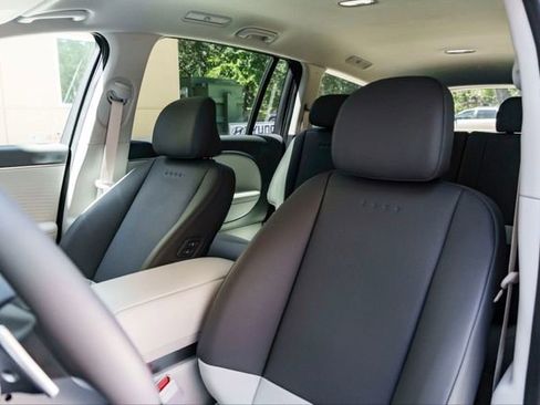 New 2026 Hyundai Ioniq 9 SEL AWD/4WD image 7