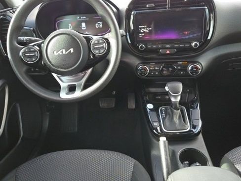 Certified 2023 Kia Soul S image 19