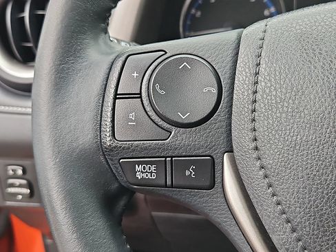 Used 2016 Toyota RAV4 Limited AWD/4WD image 21