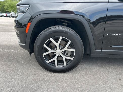 Used 2024 Jeep Grand Cherokee L Limited image 55