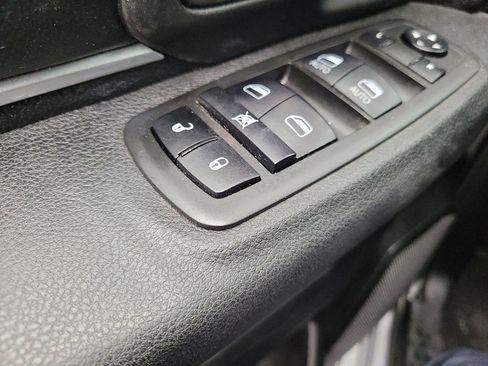 Used 2021 RAM 1500 Warlock w/ Electronics Group AWD/4WD image 27
