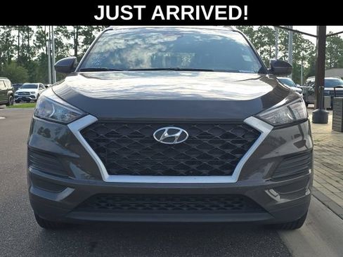 Used 2019 Hyundai Tucson Value FWD image 2