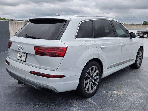 Used 2019 Audi Q7 3.0T Prestige w/ Prestige Package AWD/4WD image 3