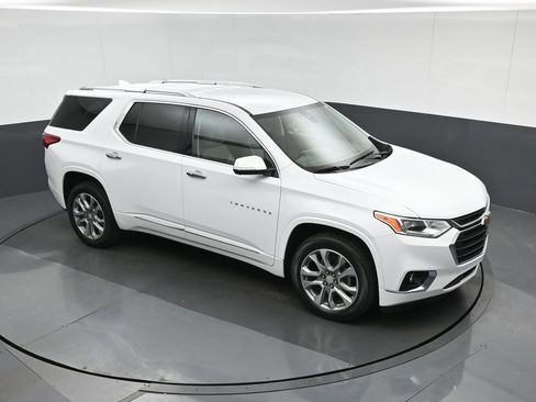 Used 2020 Chevrolet Traverse Premier w/ LPO, Floor Liner Package FWD image 76