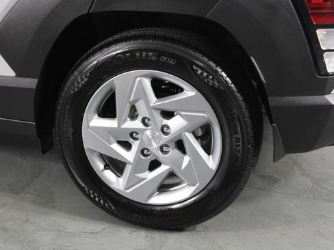 Certified 2026 Hyundai Kona SE FWD image 15