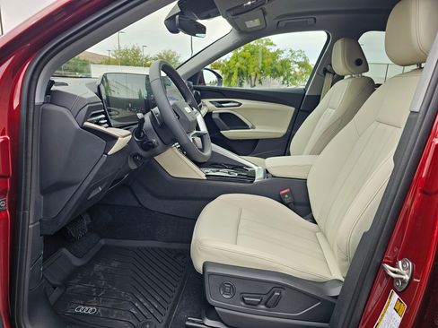 New 2025 Audi Q5 Premium image 11