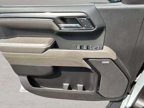 Used 2024 Chevrolet Silverado 1500 ZR2 w/ Technology Package image 17