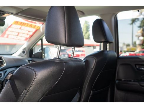 Used 2021 Honda Pilot Touring image 43