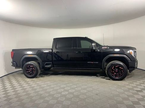 Used 2021 GMC Sierra 2500 AT4 w/ AT4 Premium Plus Package AWD/4WD image 2