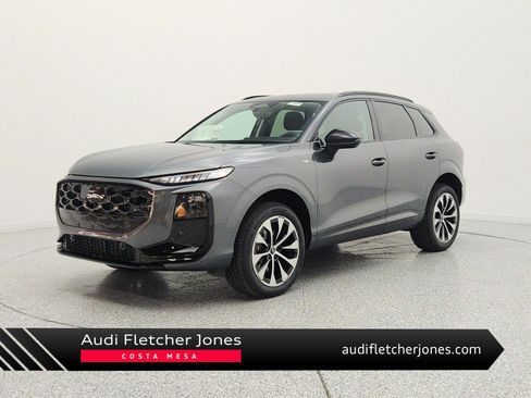 New 2026 Audi Q3 quattro 2.0T AWD/4WD image 1