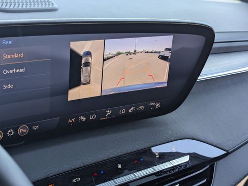 Certified 2025 Buick Enclave Preferred image 30