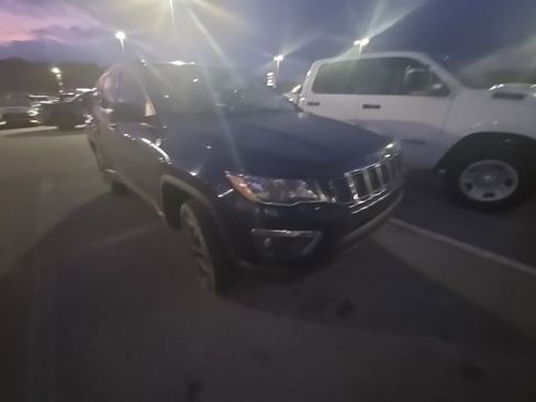 Used 2021 Jeep Compass Trailhawk image 3