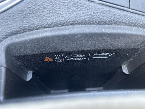 Used 2020 Cadillac XT6 Sport image 30