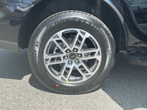 New 2026 Ford Expedition Active RWD image 35
