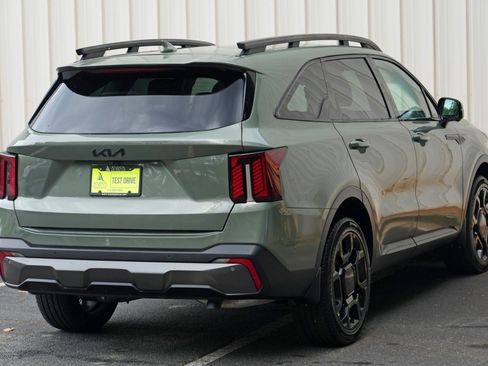 Used 2025 Kia Sorento SX AWD/4WD image 55