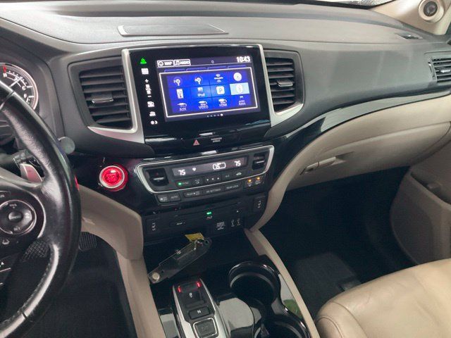 Used 2016 Honda Pilot Touring image 13