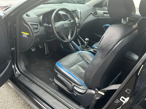 Used 2014 Hyundai Veloster Turbo FWD image 12