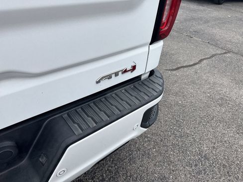 Used 2020 GMC Sierra 1500 AT4 w/ AT4 Premium Package AWD/4WD image 39