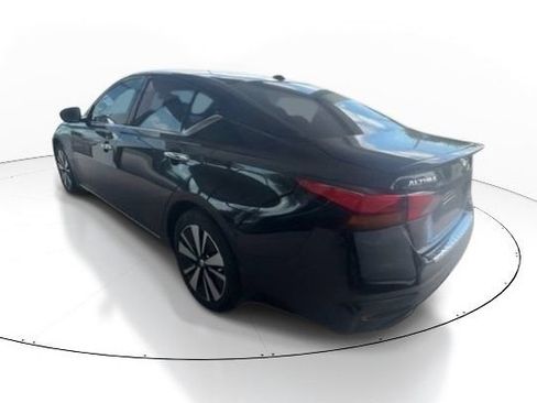 Used 2021 Nissan Altima 2.5 SL FWD image 7