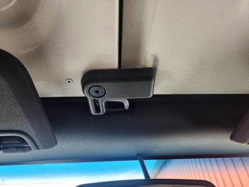 Used 2014 Jeep Wrangler Rubicon w/ Power Convenience Group image 18