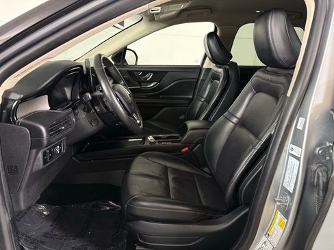 Used 2024 Lincoln Corsair Reserve w/ Equipment Group 201A image 17