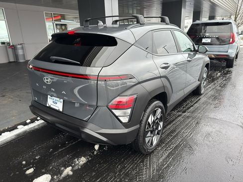 Used 2025 Hyundai Kona SEL image 4