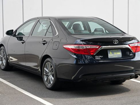Used 2017 Toyota Camry SE FWD image 41