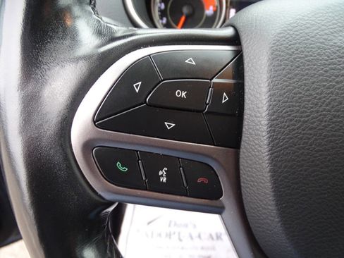 Used 2021 Jeep Cherokee Sport w/ Popular Appearance Group image 14