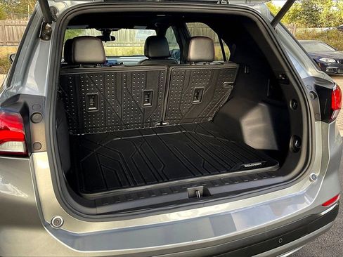 Used 2024 Chevrolet Equinox RS w/ RS Leather Package image 28