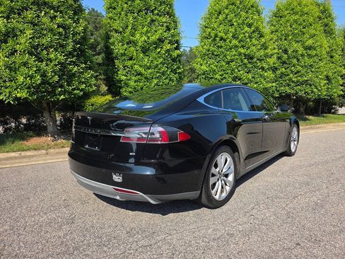 Used 2014 Tesla Model S P85 RWD image 5