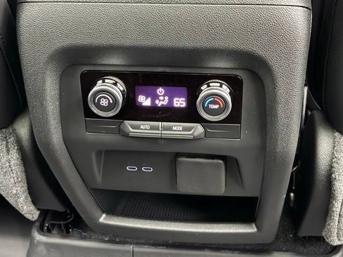 New 2026 Buick Enclave Sport Touring w/ Power Package AWD/4WD image 39