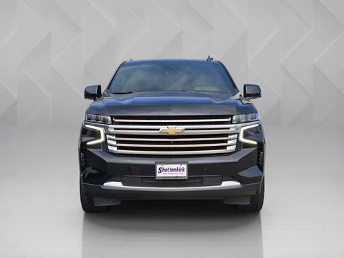 Used 2023 Chevrolet Tahoe High Country image 2