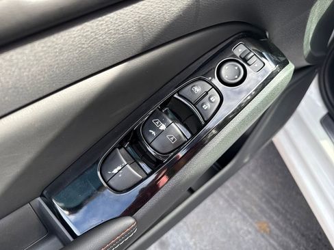 New 2025 Nissan Altima 2.5 SR w/ SR Premium Package image 11